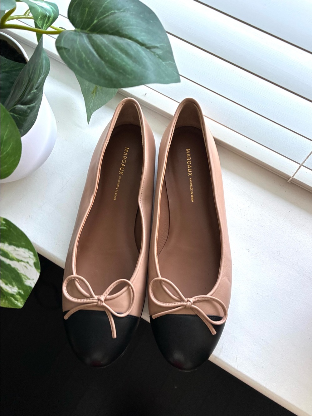 Margaux nude Leather Ballet Flats with Black Cap Toe